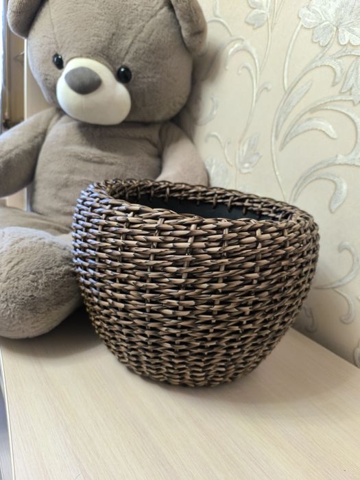Кашпо из ротанга