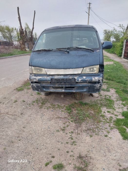 Продам машину можна на запчасть