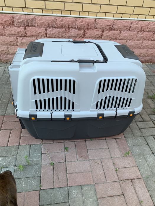 Переноска для перевоза собак