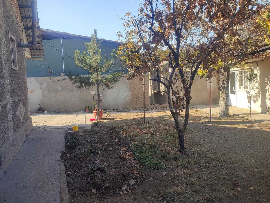 Дом на участке 4.3 сотки 5 комнат недалеко Кадышева