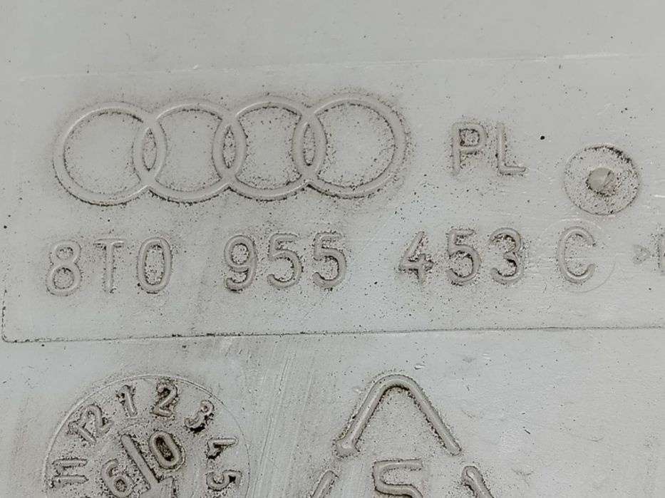 Vas lichid parbriz 8t0955453c 2.0 tfsi CDN Audi A4 B8/8K [2007 - 2011