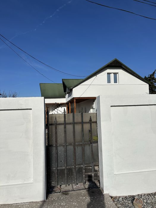 Casa P +1 renovata recent
