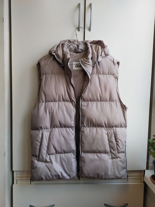 Шикарные жилеты 42/50 размер