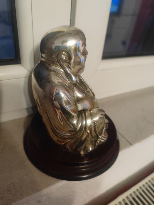 Statueta Buddha -postament mahon