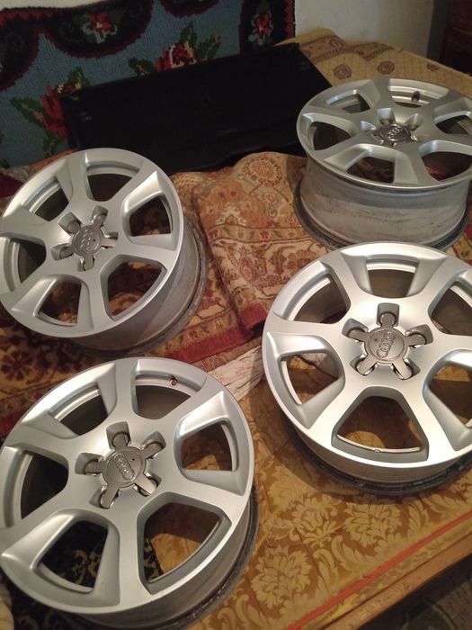 Vând jante 5×112 R 16 originale audi