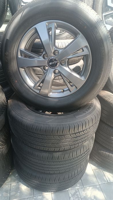 BYD yuan up hybrid diska balon