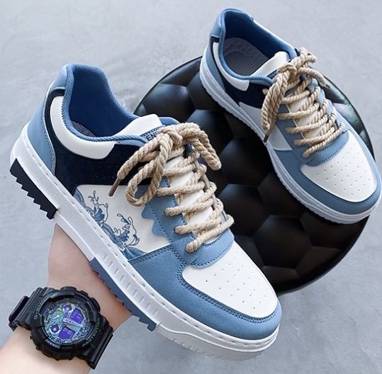 Голубые кроссовки (без торг)