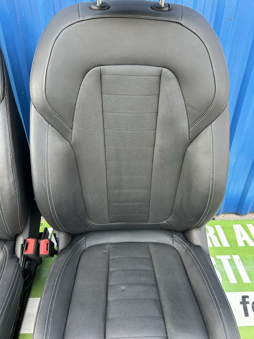 Scaune piele față și banchete spate BMW X3 G01