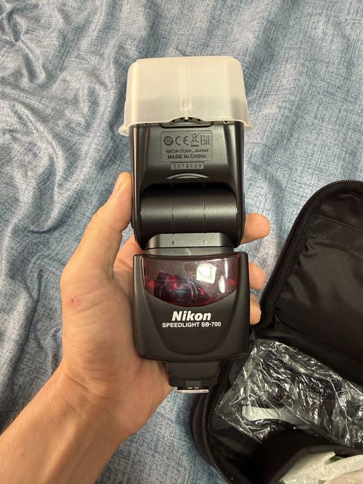 Nikon SB700 продается