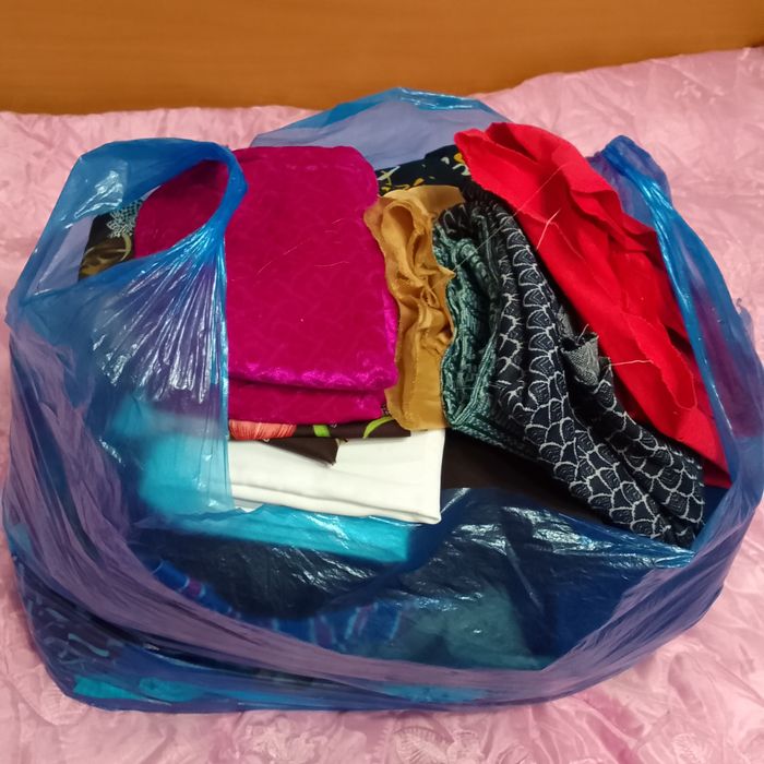 Срочно продам много ткани разной