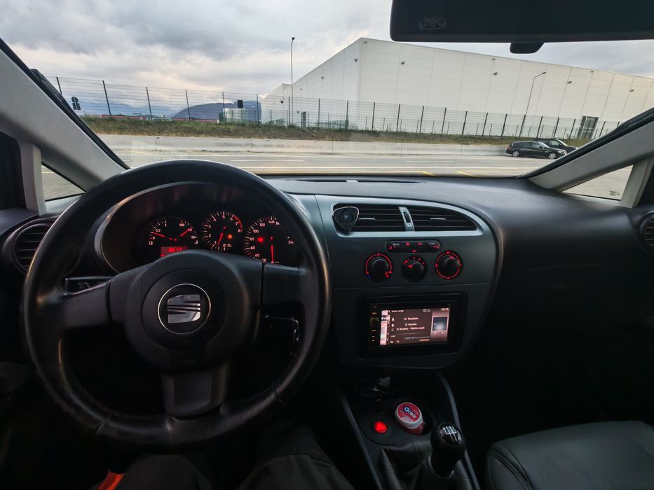 SEAT Leon 2008 — imagine 3