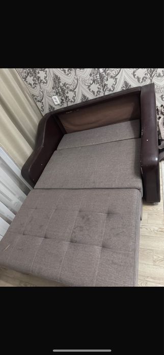 Продам диван 5000