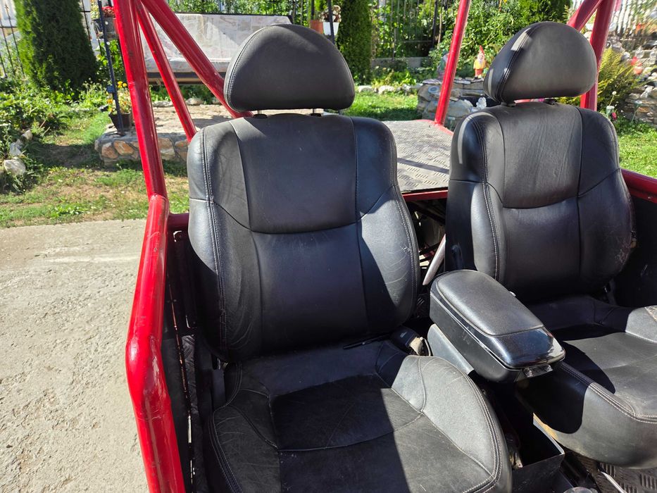 Autovehicul teren 4x4 Buggy UTV