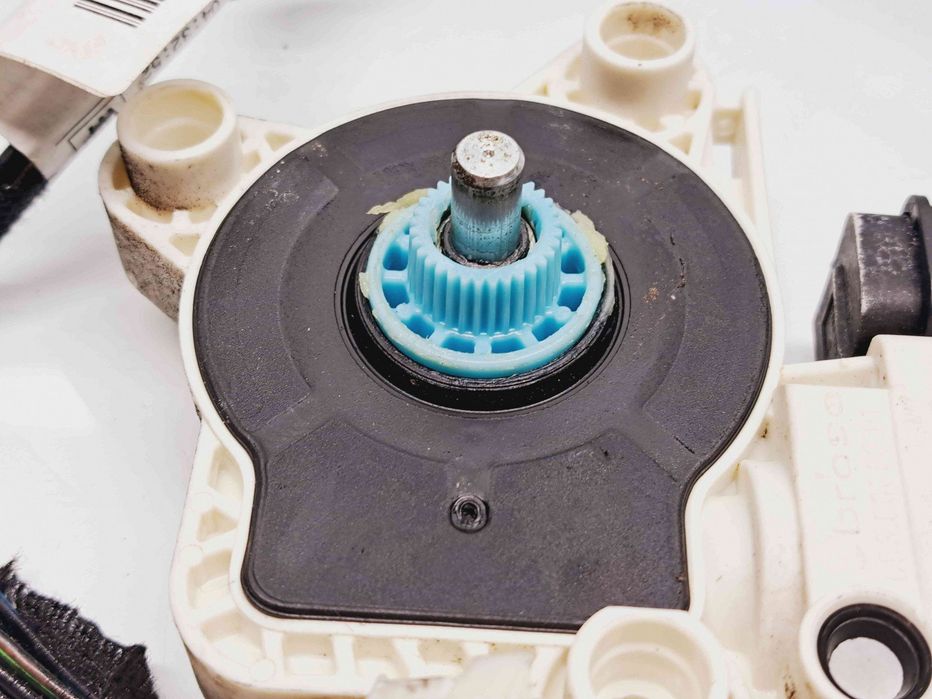 Motoras geam dreapta spate Mercedes Clasa E (W211) [Fabr 2002-2009] A2