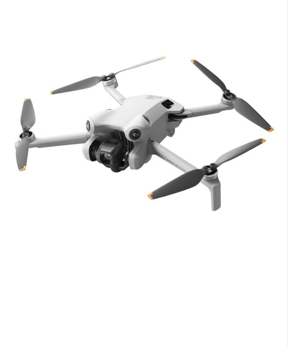 Дрон DJI Mini 4 Pro Fly More Combo Plus (DJI RC 2) белый