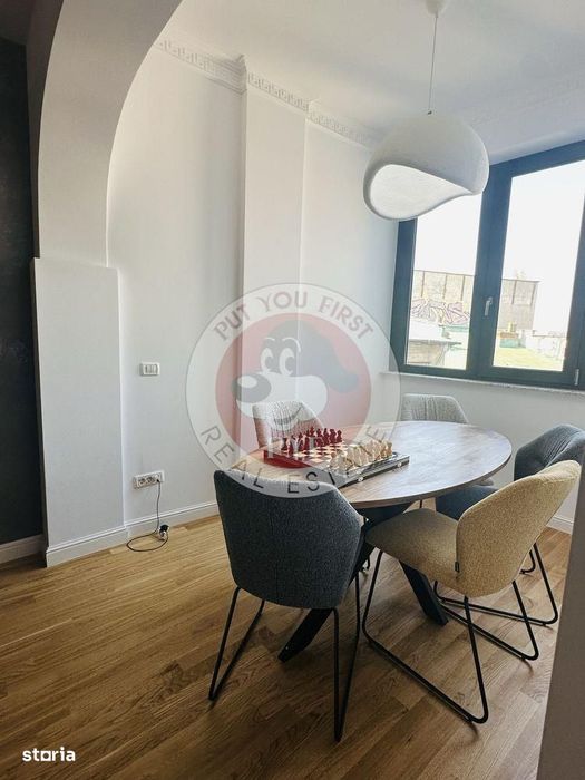 Victoria Hulo | 4 camere | U2 | 193mp | B13030