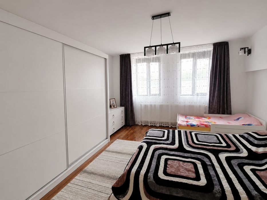 Casa 8 camere Teren 1630 mp