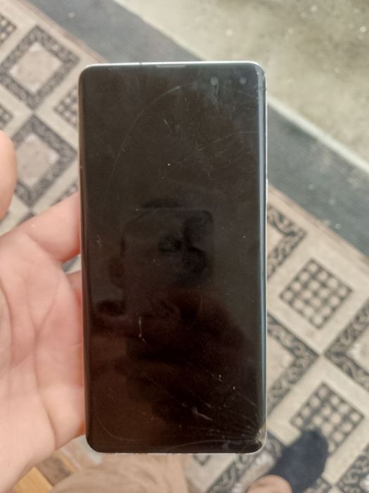 S 10 5G 8/256 GB xotira