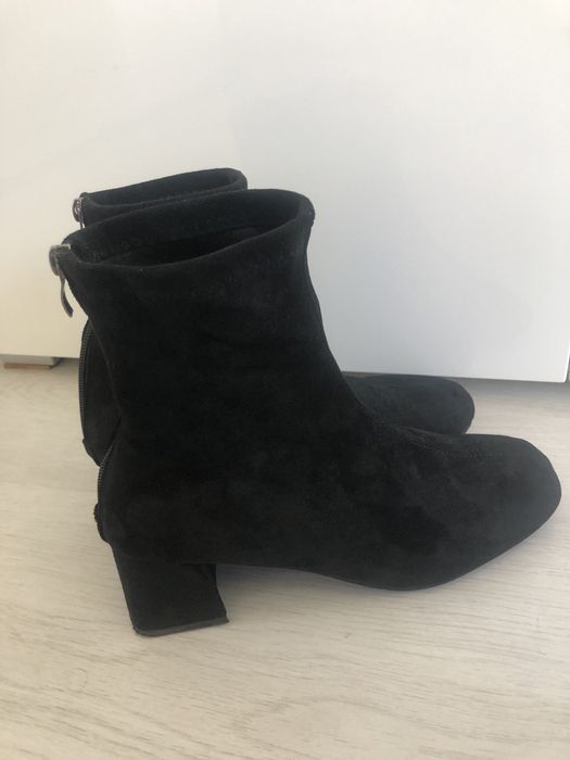 Елегантни боти велур