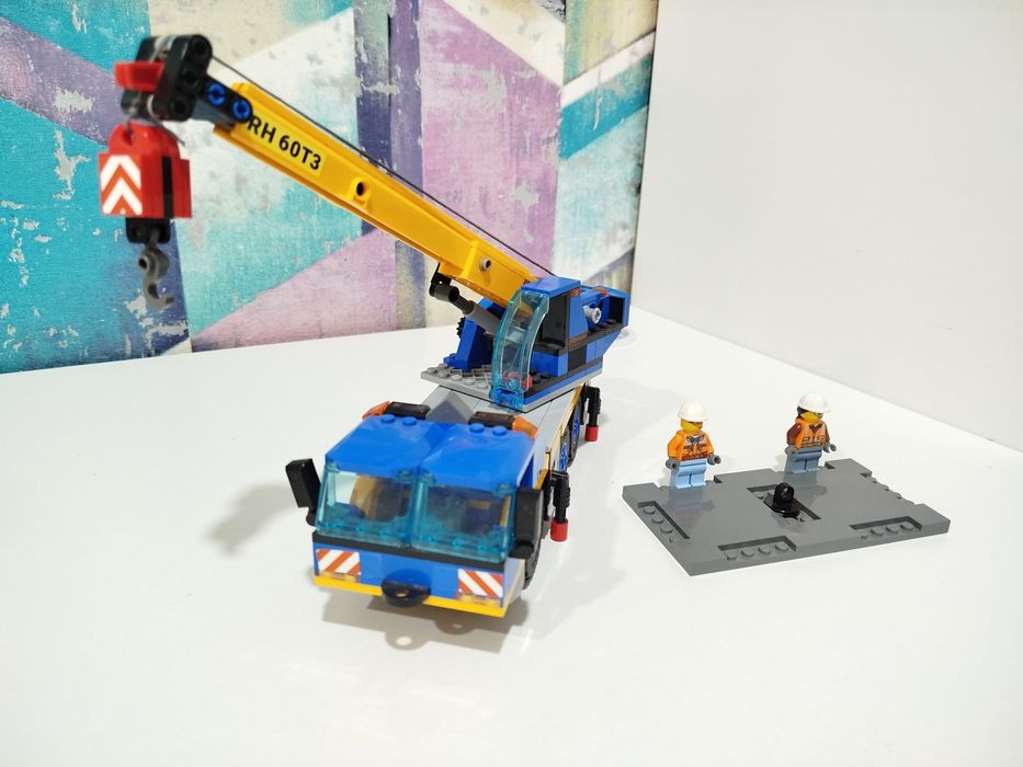 Продаю оригинальное  Лего