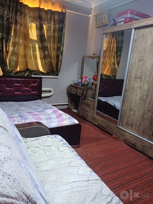 Uy sotiladi 12 sotik uglavoy manzil:yangi bogʻ  moʻjal berdi ota