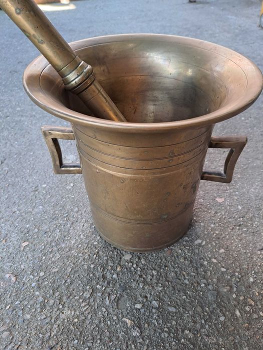 mojar bronz piua bronz 14 kg inaltime 23 cm