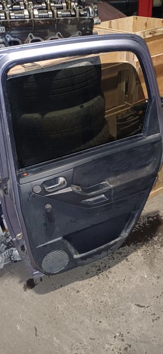 Дверь опель мерива