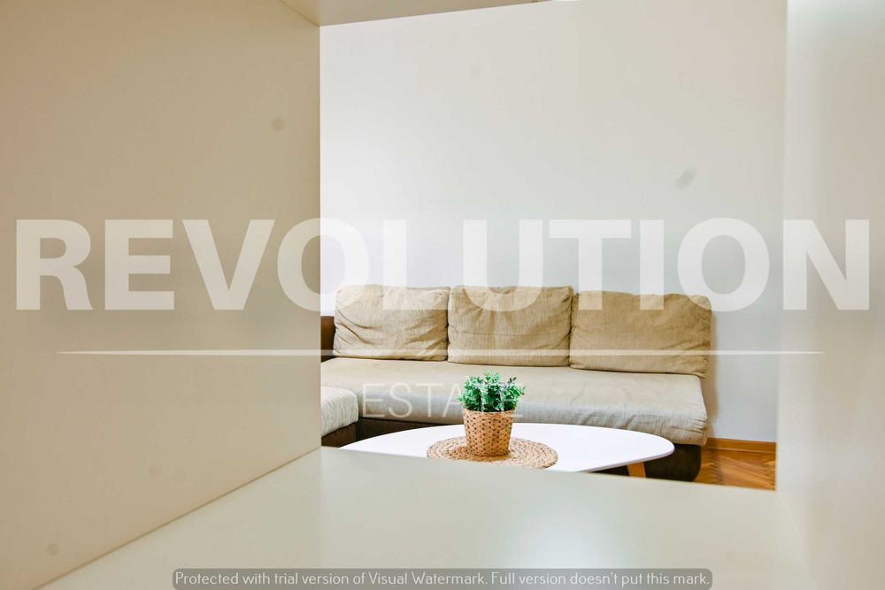 Дава се под наем Тристаен апартамент в София, Център - 86 кв.м за 800 € - Снимка #3