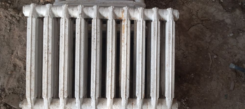 Продам батареии чугунные