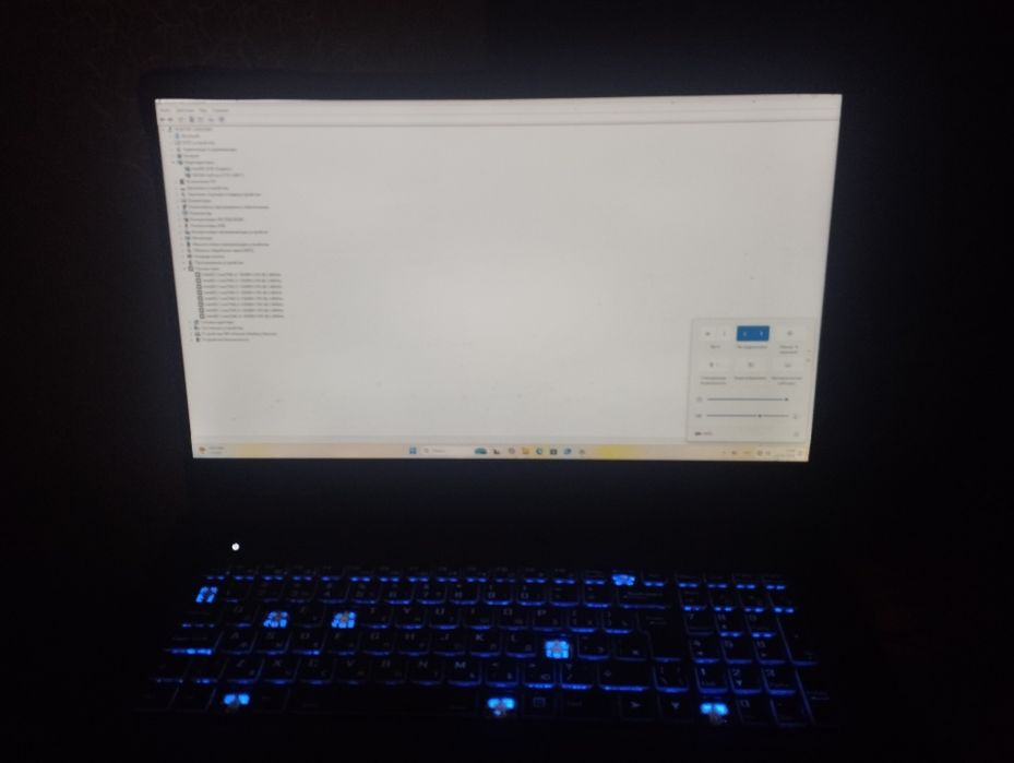 Срочно продам ноутбук игровой Haier gg 1700a