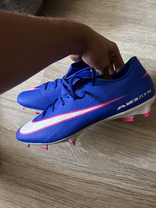 Ghete de fotbal nike
