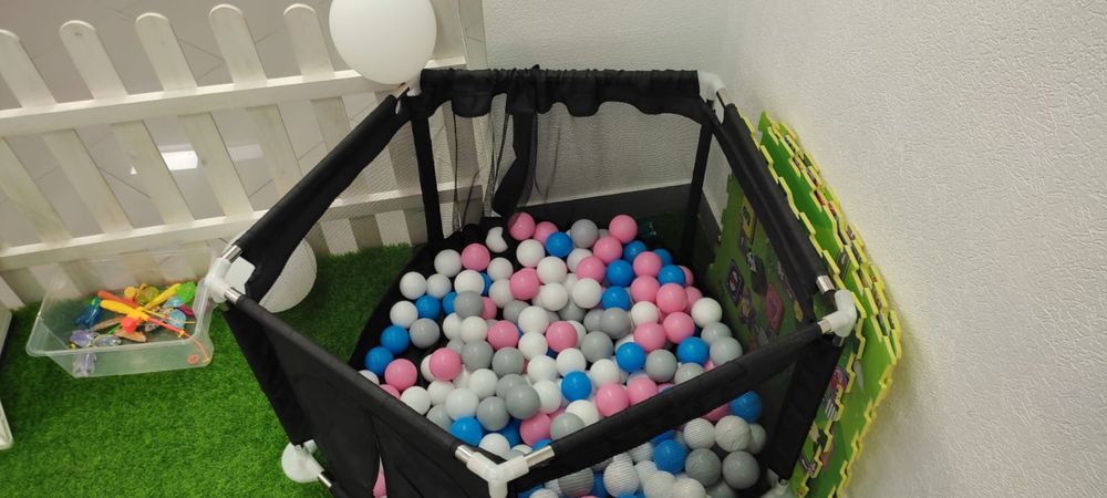 Сухой бассейн шариками 220 шт