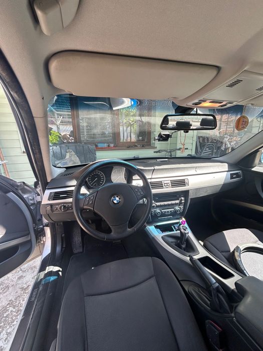 BMW 318i-e90 газ/бензин на части