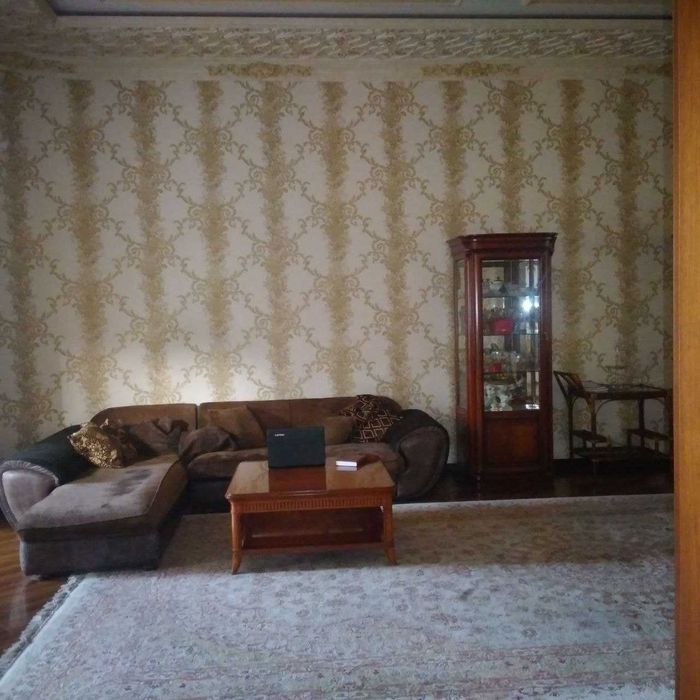 Xovli sotiladi 3 qavat+podval