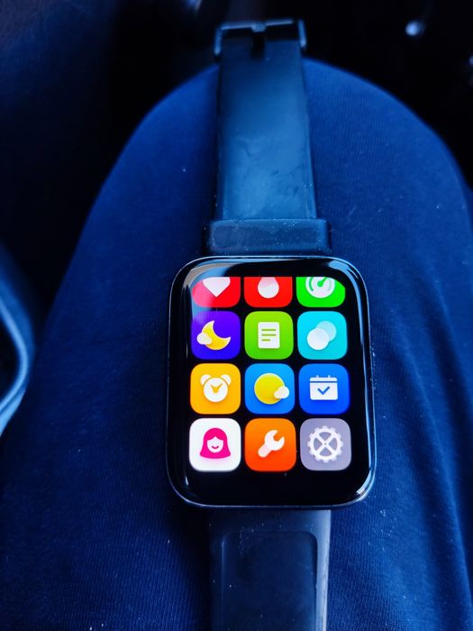 Продам смарт часы хуавей