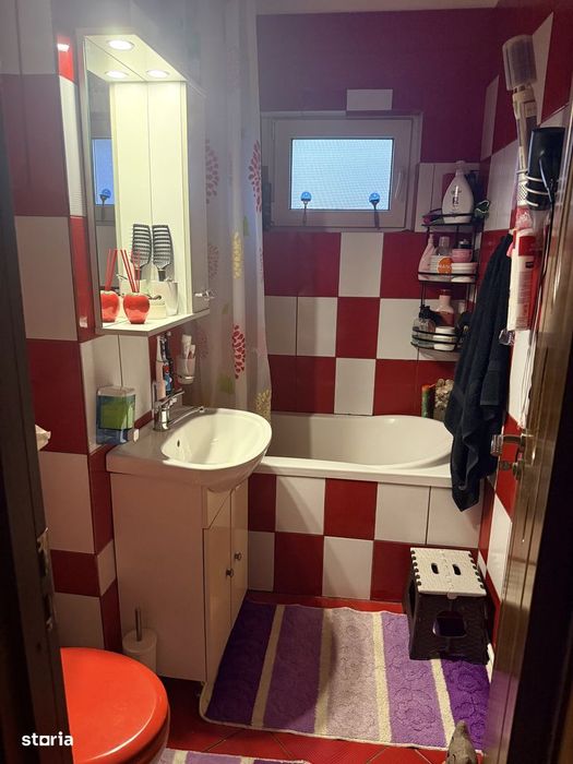2 camere semidecomandate, Mioritei-Bacnca Natonala; partial mobilat