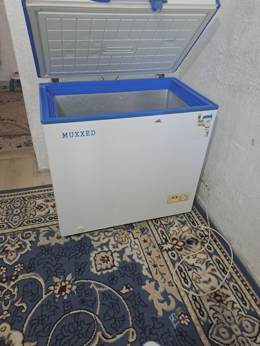 Продам морозильник