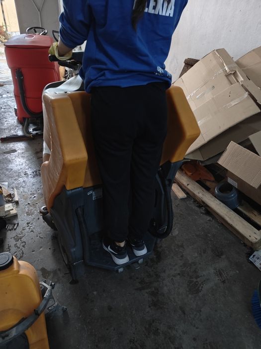 Masina spalat pardoseli Taski Swingo XP