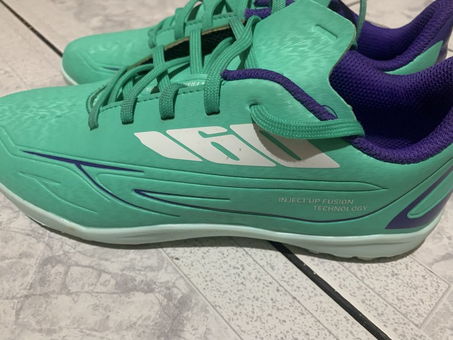 Adidasi kipsta fotbal pentru baieti marime 35