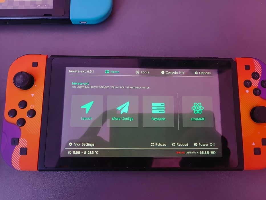 Nintnedo Switch - 128 GB, с emuNAND, Hekate и Armosphere