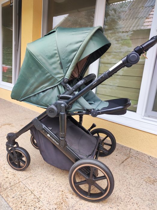 Se vinde Kinderkraft 3 in 1 Prime 2