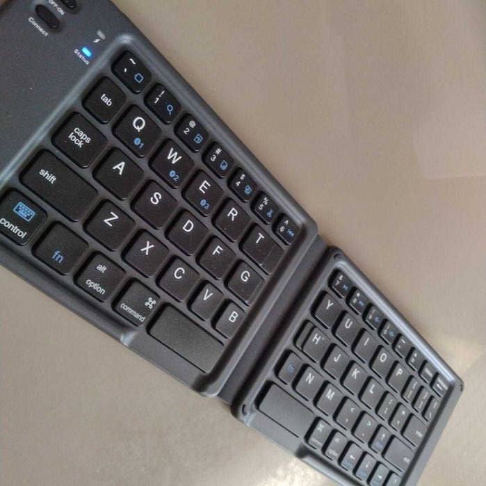 Сгъваема Безжична клавиатура  Techly, Bluetooth, черна