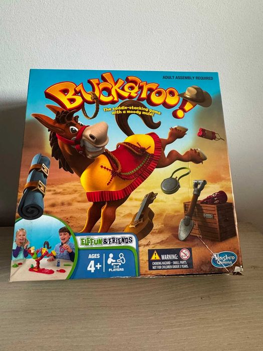 Joc Hasbro Buckaroo – Măgar care aruncă bagajele / joc de îndemânare, cu Cutie, complet