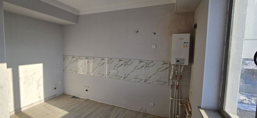 Продам 2 ком Янги хаёт район орен-т Жк Махалла Абузар беш