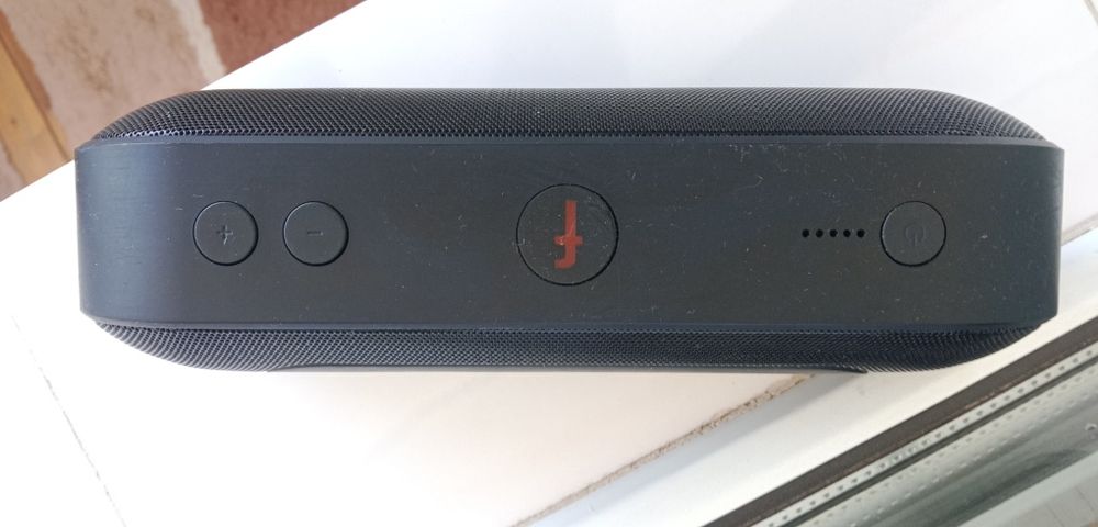 Блютуз колонка (Bluetooth speaker)