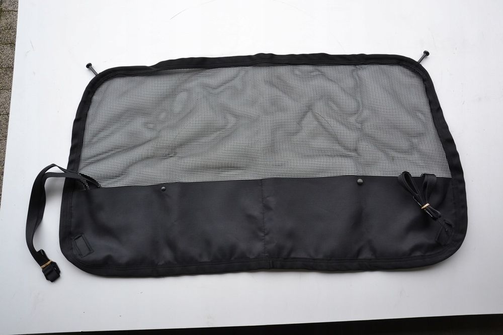 Volvo V60, V60XC преградна мрежа за багажник 31455488 оригинална НОВО!