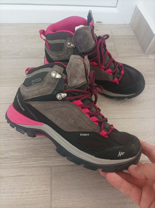 Обувки за планината, номер 38