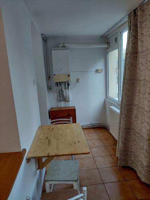 Inchiriez apartament 2 camere Sos. Pajura
