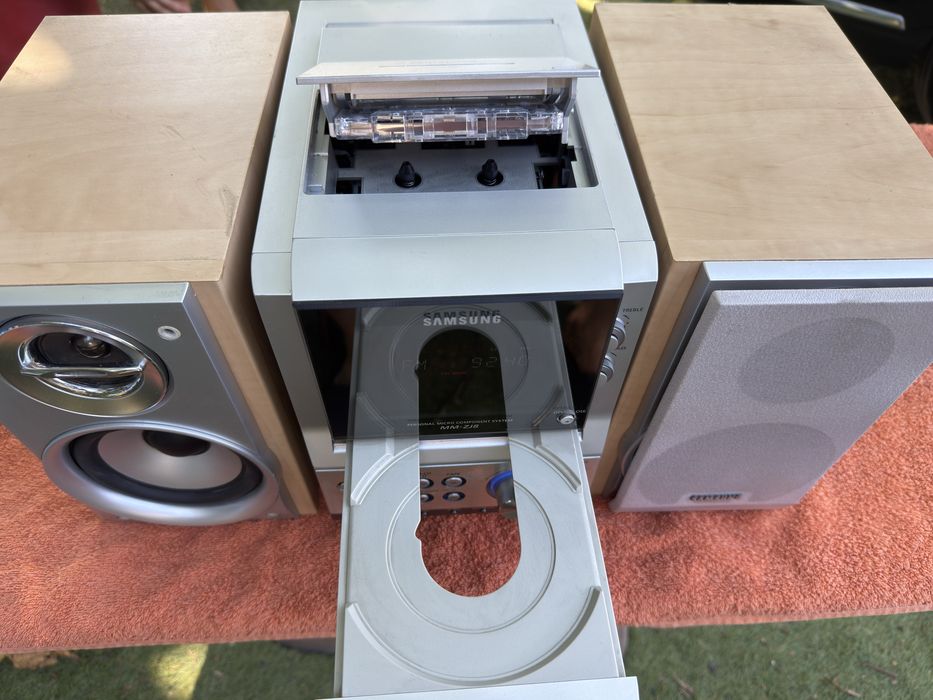 1-Аудио система Samsung.2-Аудио с-ма Aiwa.