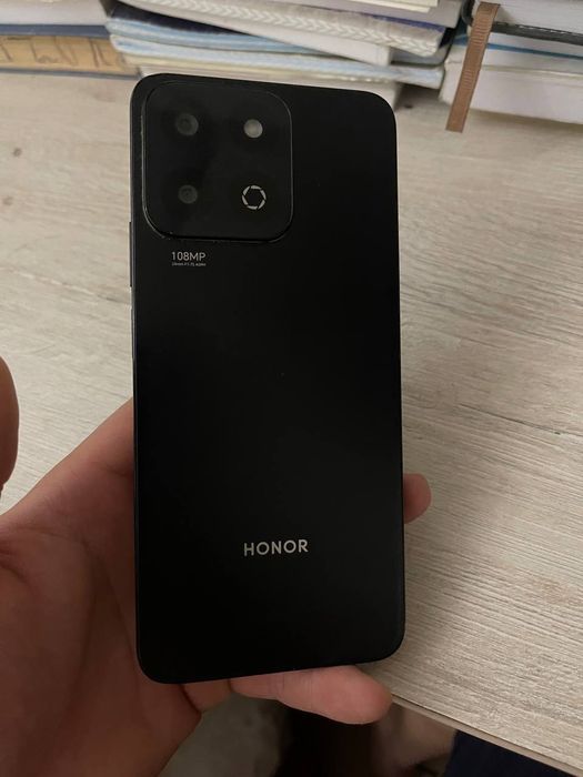 Honor X 7 C  telefon tezda sotish kerak karobka xujjatlari bor